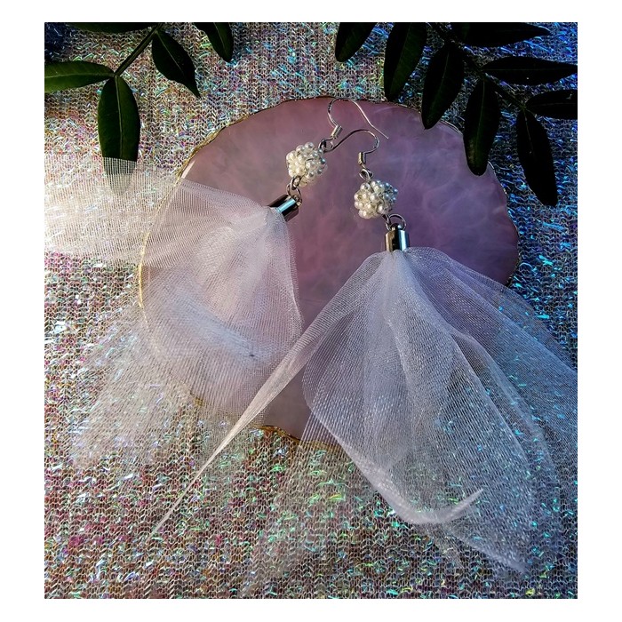 White Tulle and Pearls Earrings